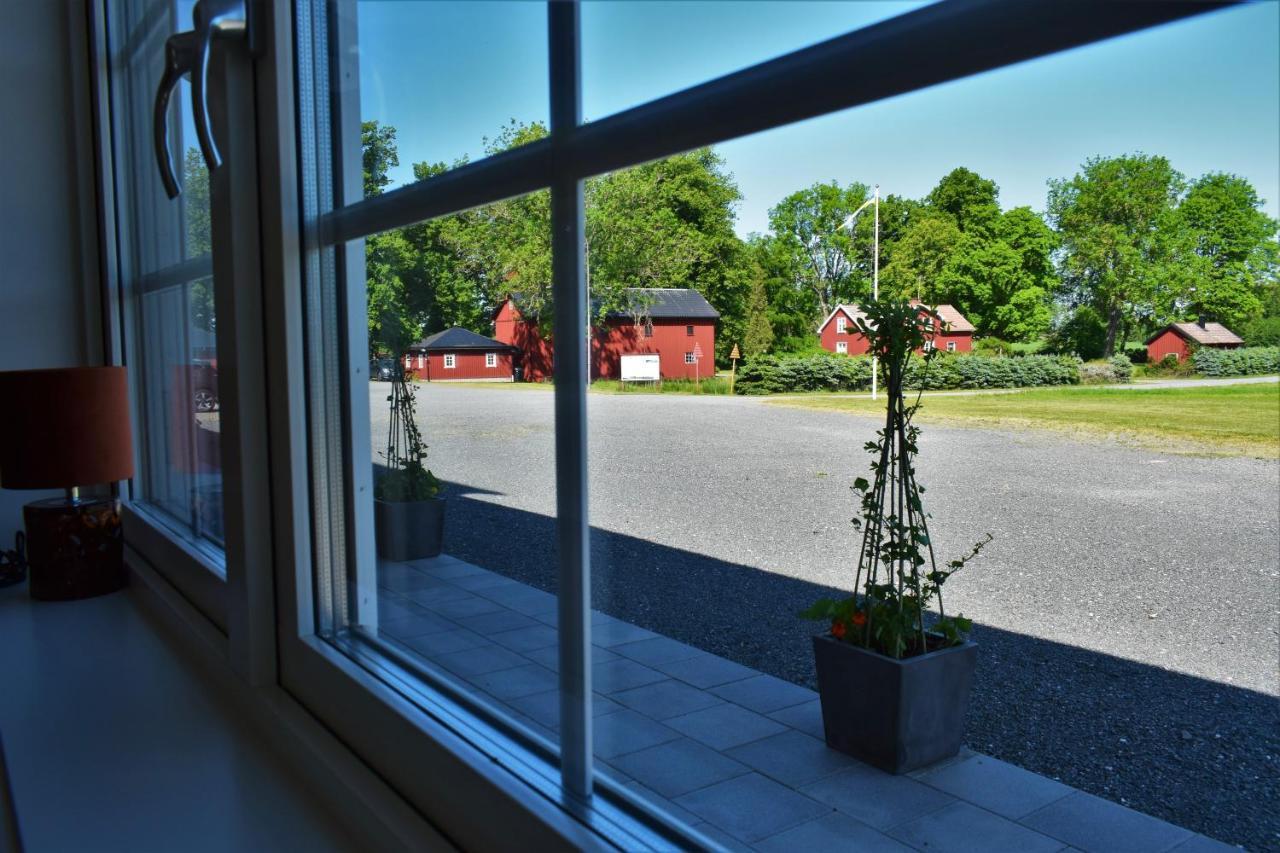 Narebo Gardshotell Lidköping Exterior foto